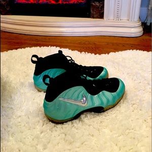 Nike Foamposite (Teal) Size 13
